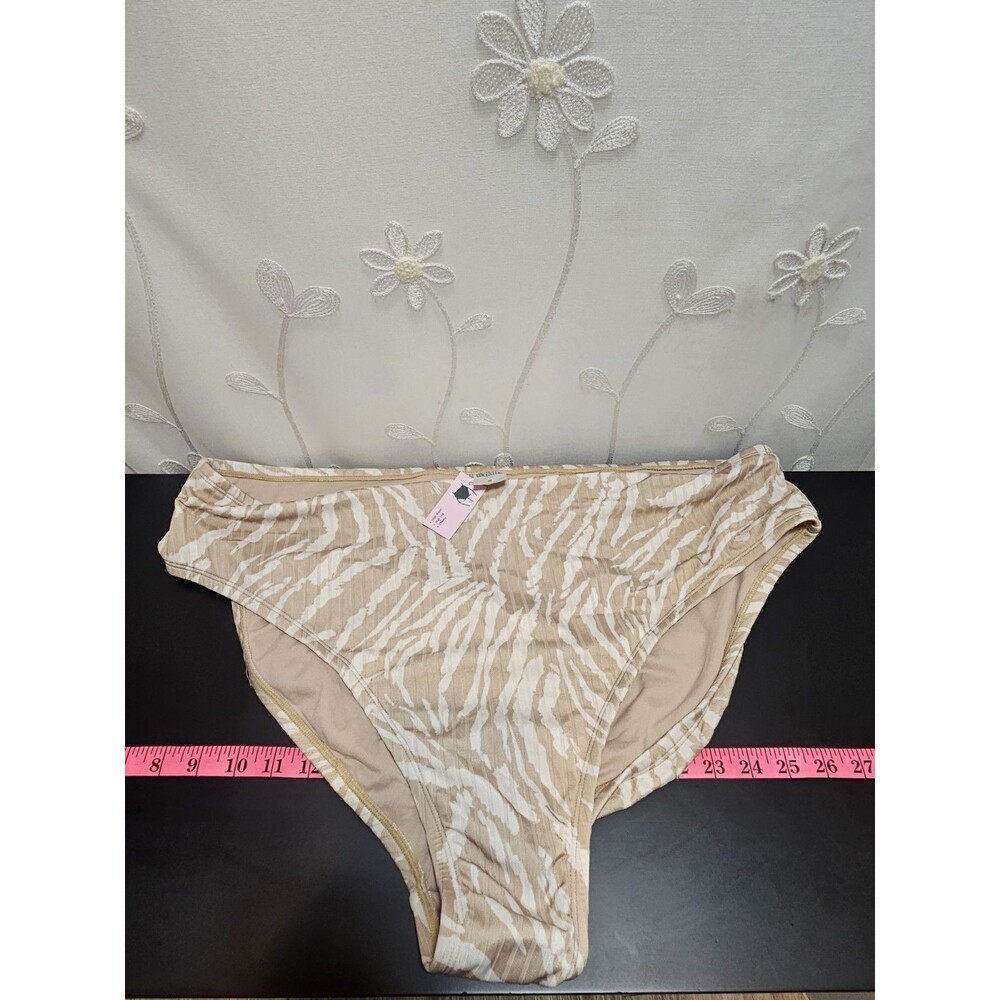 Wild Fable Womens NWT 2X Cream Bikini Bottom High Waist Ribbed Zebra Print Retro